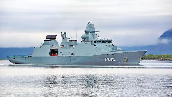 Сквозь смех: правь, Британия, морями!