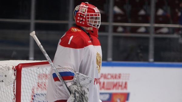 Российского вратаря Андреянова выбрали в первом раунде драфта НХЛ-2025