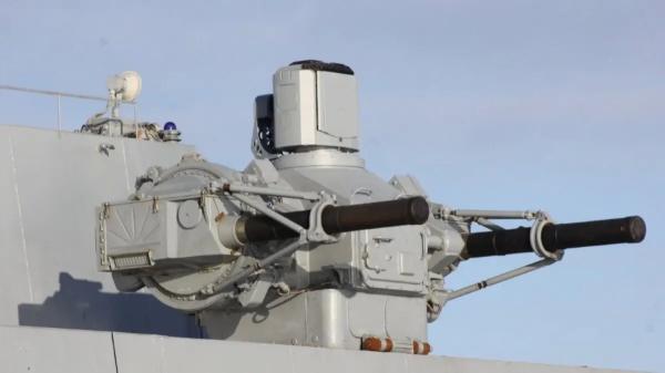 Сквозь смех: правь, Британия, морями!
