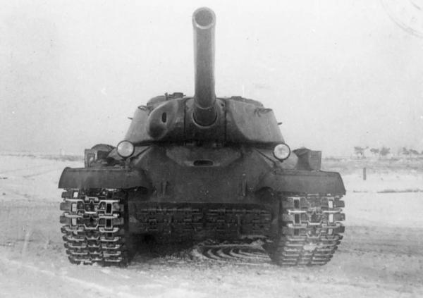 Как рождался носовой узел танка ИС: свердловские исследования 1944 года