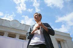Автора песен для фильма «Брат» не пустят в Россию из-за помощи ВСУ