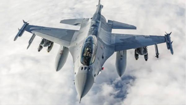 Давайте пожалеем Юру Игната и F-16