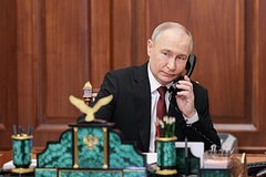 «Идея висит в воздухе». Путин почти час обсуждал с Трампом Украину и Ближний Восток. Планируется ли личная встреча?